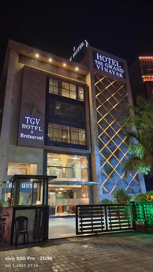 Tgv Hotel Ahmedabad Eksteriør bilde